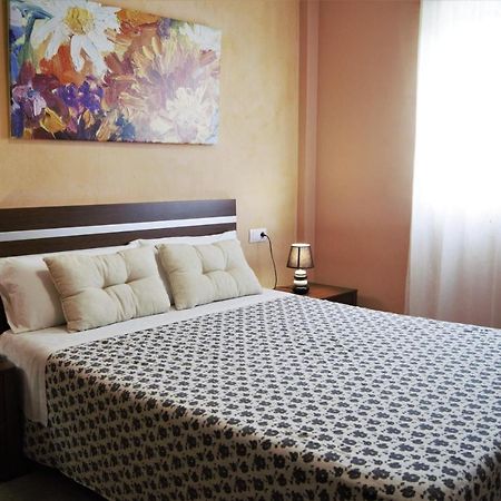 Amplio Piso 8 Mts Mezquita - Wifi - A/C - Parking قرطبة المظهر الخارجي الصورة